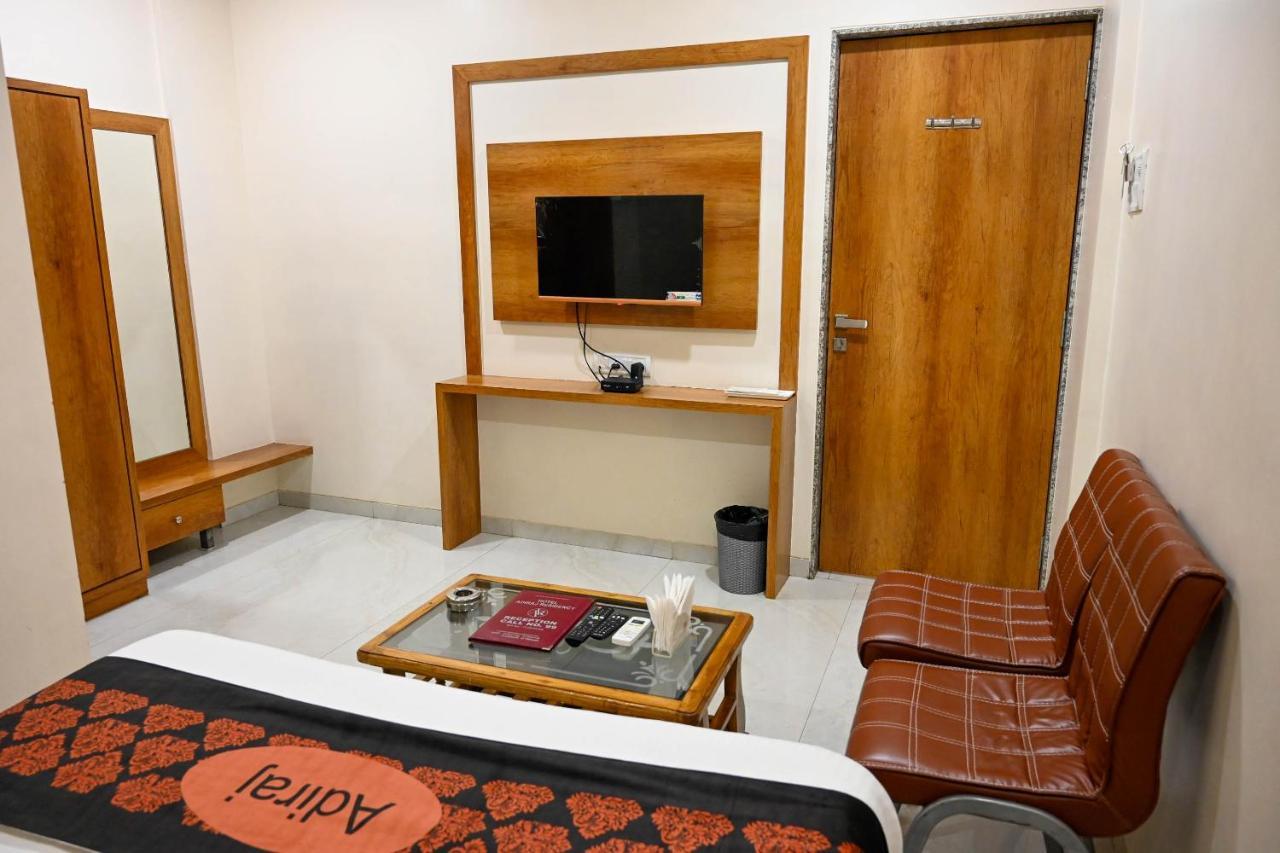 Adiraj Residency Hotel Navi Mumbai Exterior foto