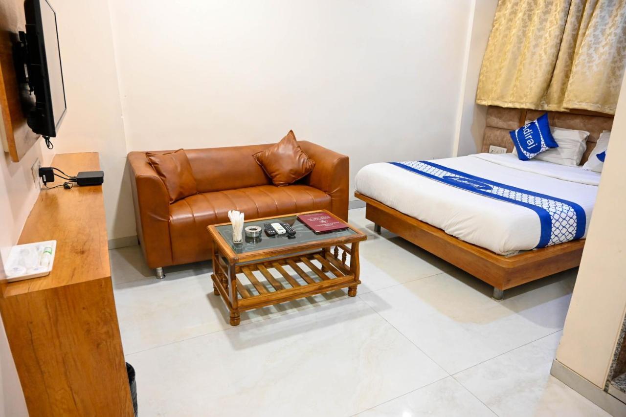 Adiraj Residency Hotel Navi Mumbai Exterior foto