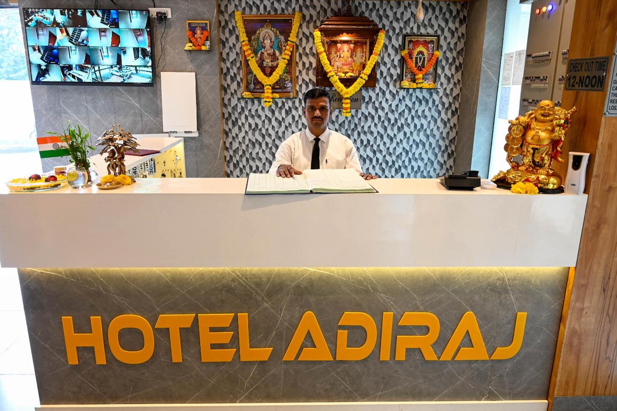 Adiraj Residency Hotel Navi Mumbai Exterior foto