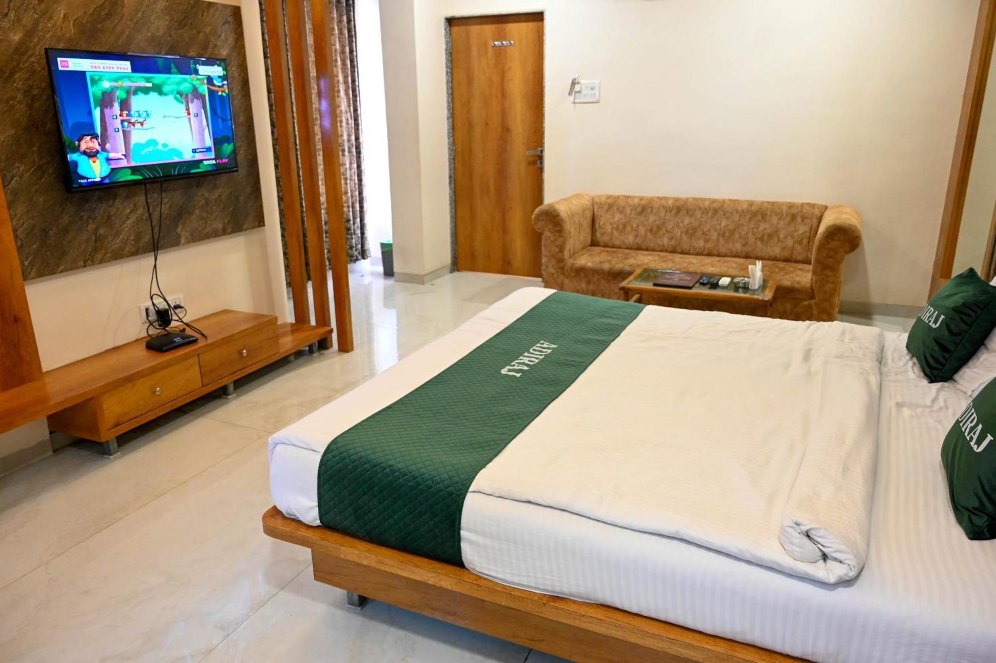 Adiraj Residency Hotel Navi Mumbai Exterior foto