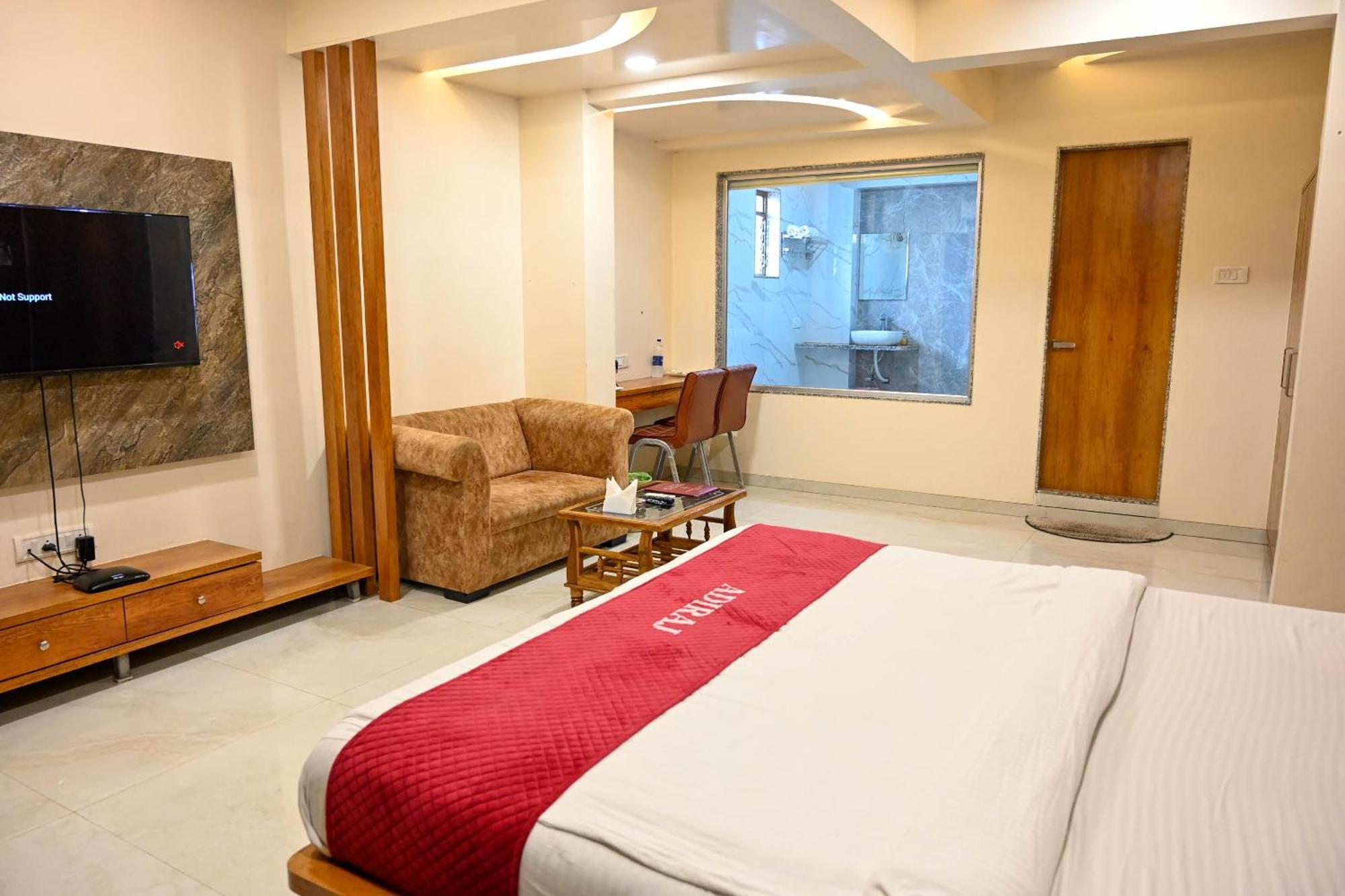 Adiraj Residency Hotel Navi Mumbai Exterior foto